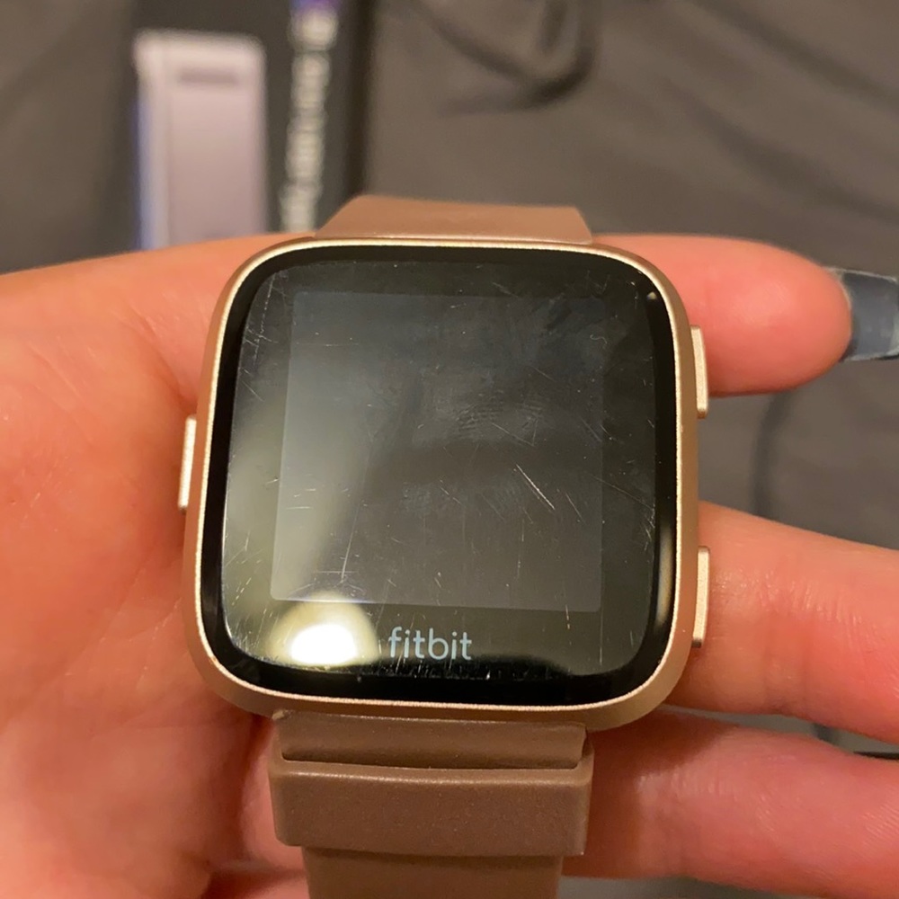 fitbit series one, rose gold, works right